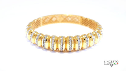 Schiava Riccio con pietre bianche